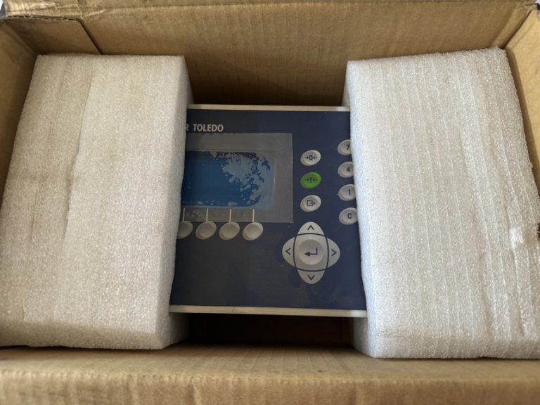 METTLER TOLEDO IND560 PANEL WEIGH TERMINAL